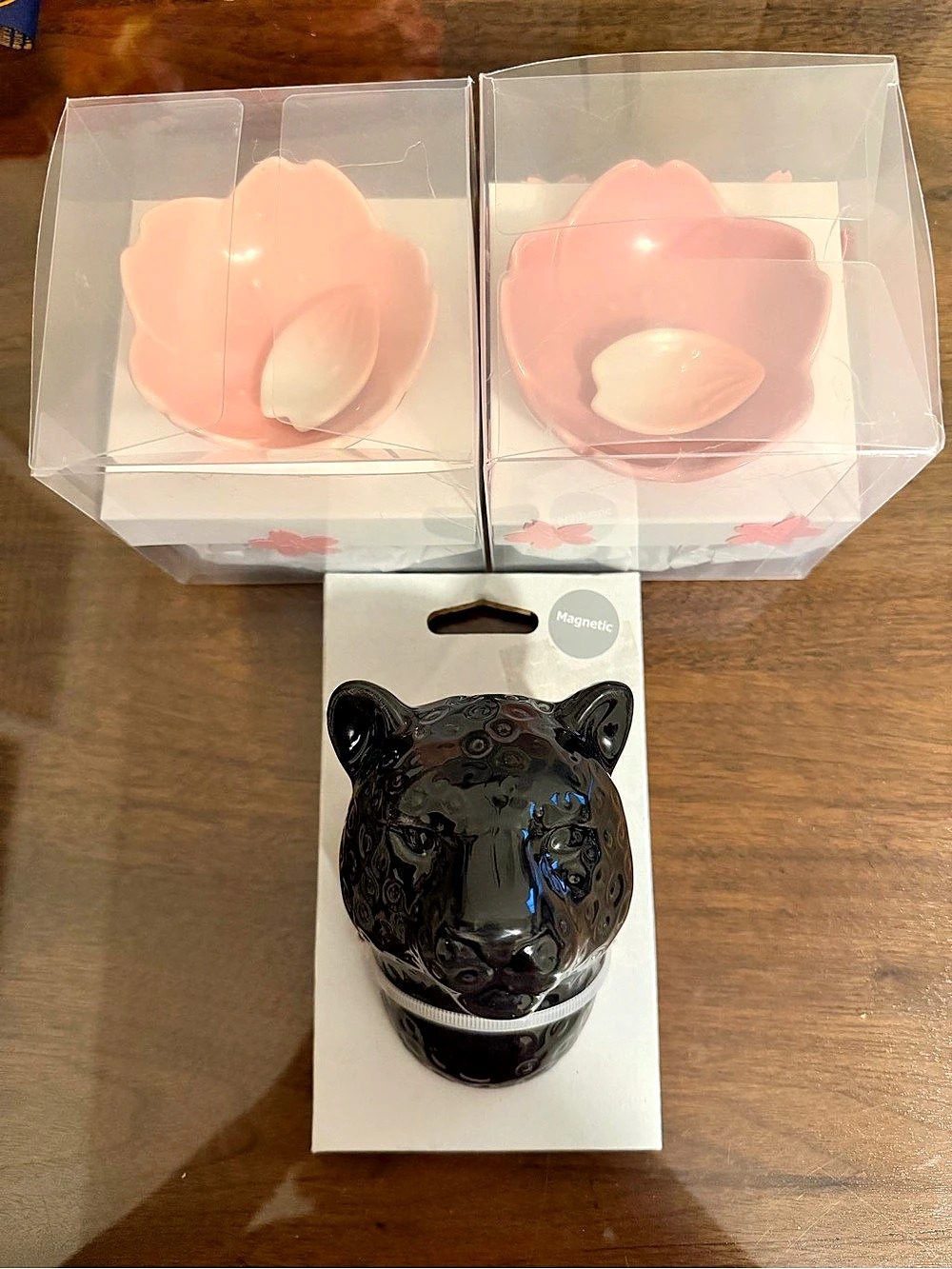 Magnetic Cat & Flower Decor NWT